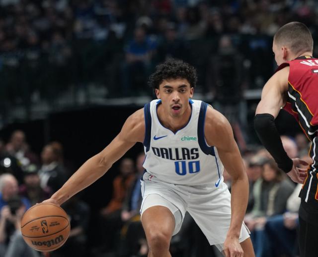 开云体育APP下载-湖人弃将变独行侠冲冠拼图！克里斯蒂偷师詹皇蜕变